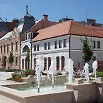 Erzsebet Kiralyne Szalloda 3*