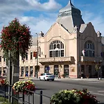 Erzsebet Kiralyne Szalloda 酒店 3*