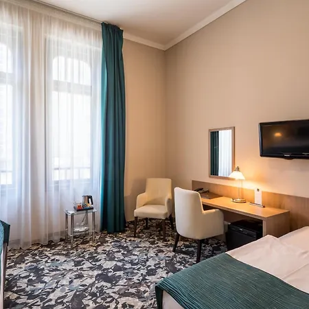 Hotel Erzsebet Kiralyne Szalloda