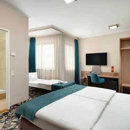 Erzsebet Kiralyne Szalloda 3*