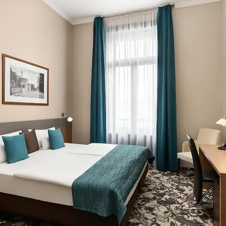 Erzsebet Kiralyne Szalloda Hotel Gödöllő