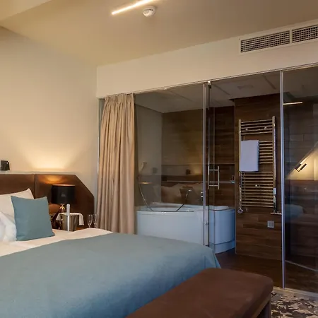 Hotel Erzsebet Kiralyne Szalloda 3*