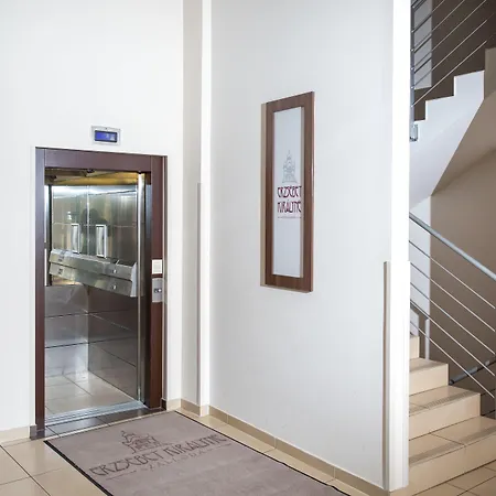 Hotel Erzsebet Kiralyne Szalloda Gödöllő