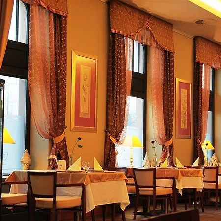 Hotel Erzsebet Kiralyne Szalloda 3*
