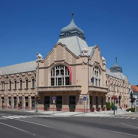 Hotel Erzsebet Kiralyne Szalloda