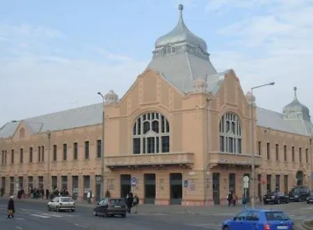 Erzsebet Kiralyne Szalloda 3*