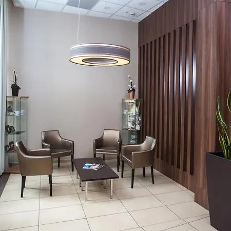Hotel Erzsebet Kiralyne Szalloda 3*