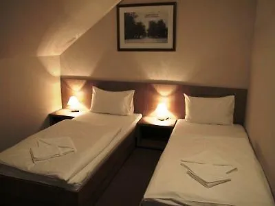 Erzsebet Kiralyne Szalloda Hotel Gödöllő
