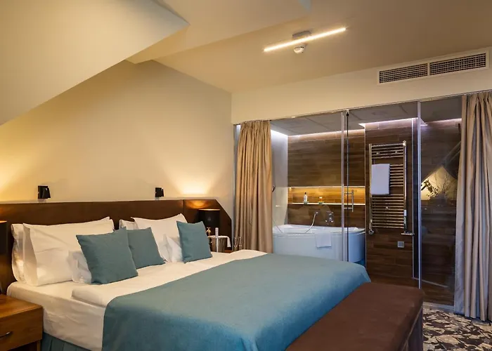Hotell Erzsebet Kiralyne Szalloda