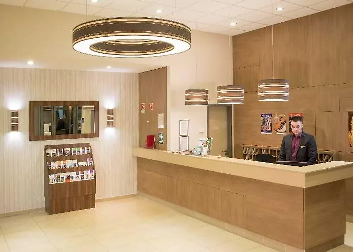 Erzsebet Kiralyne Szalloda Hotell