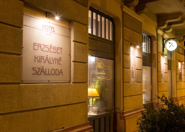 Erzsebet Kiralyne Szalloda Hotell Gödöllő