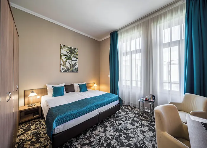 Hotell Erzsebet Kiralyne Szalloda