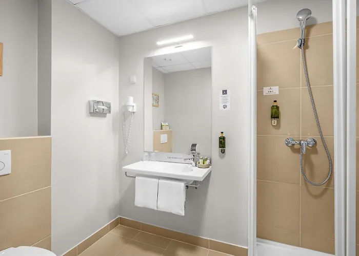 Erzsebet Kiralyne Szalloda 3*